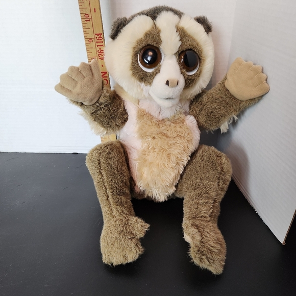 Folkmanis Slow Loris Puppet - Retired - Picture 9 of 10